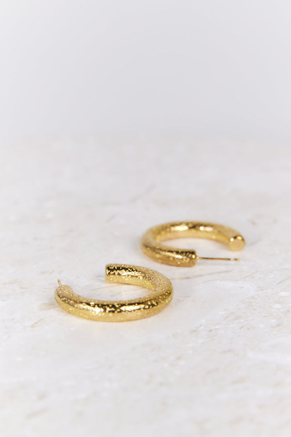 18k Gold Plated Details Hoop Earrings Gold